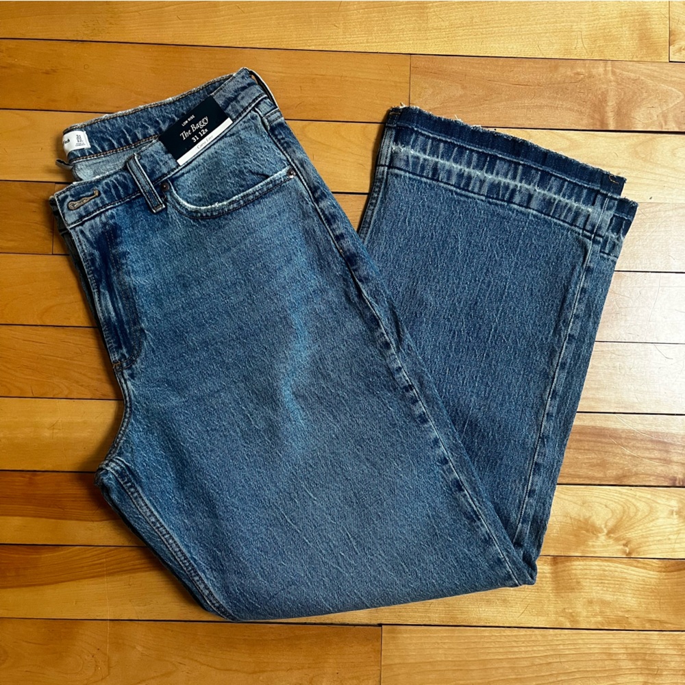 Women’s Abercrombie and Fitch “The Baggy” Curvy Jeans